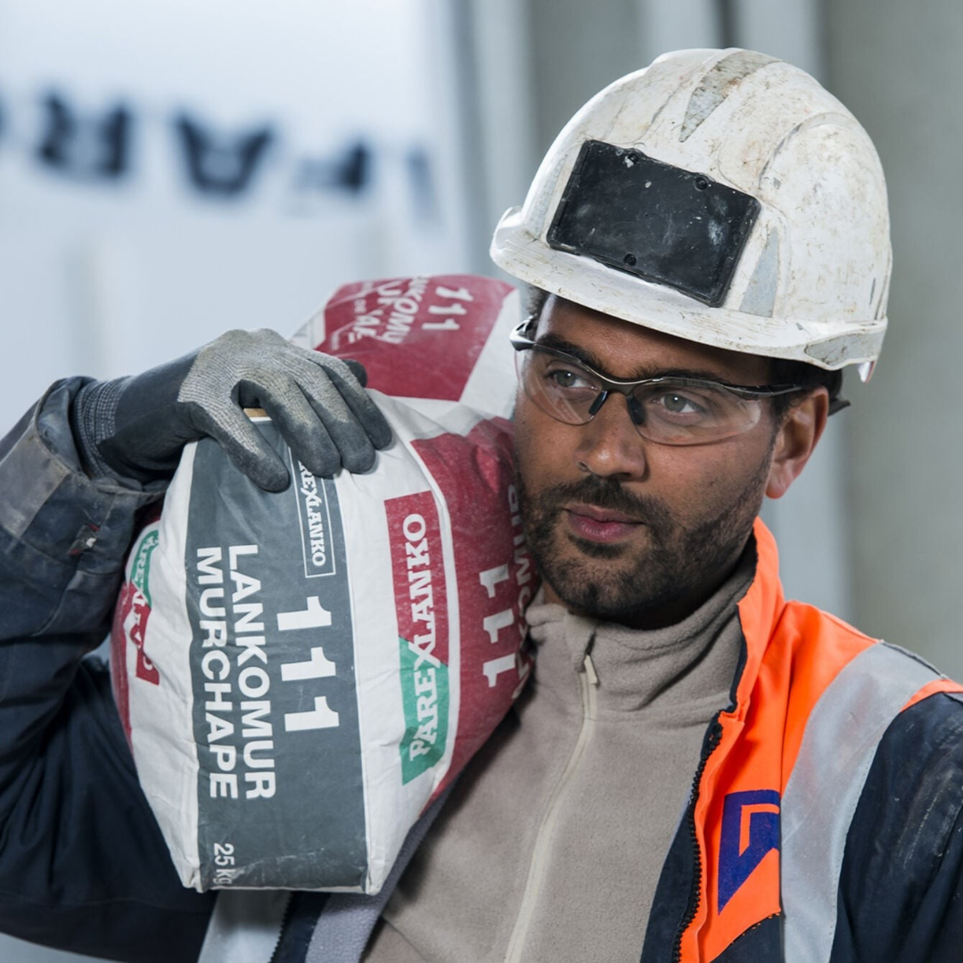 Bollé Safety  CONTOUR Clear Safety Spectacles | Ultra-Lightweight Panoramic Industrial Eyewear